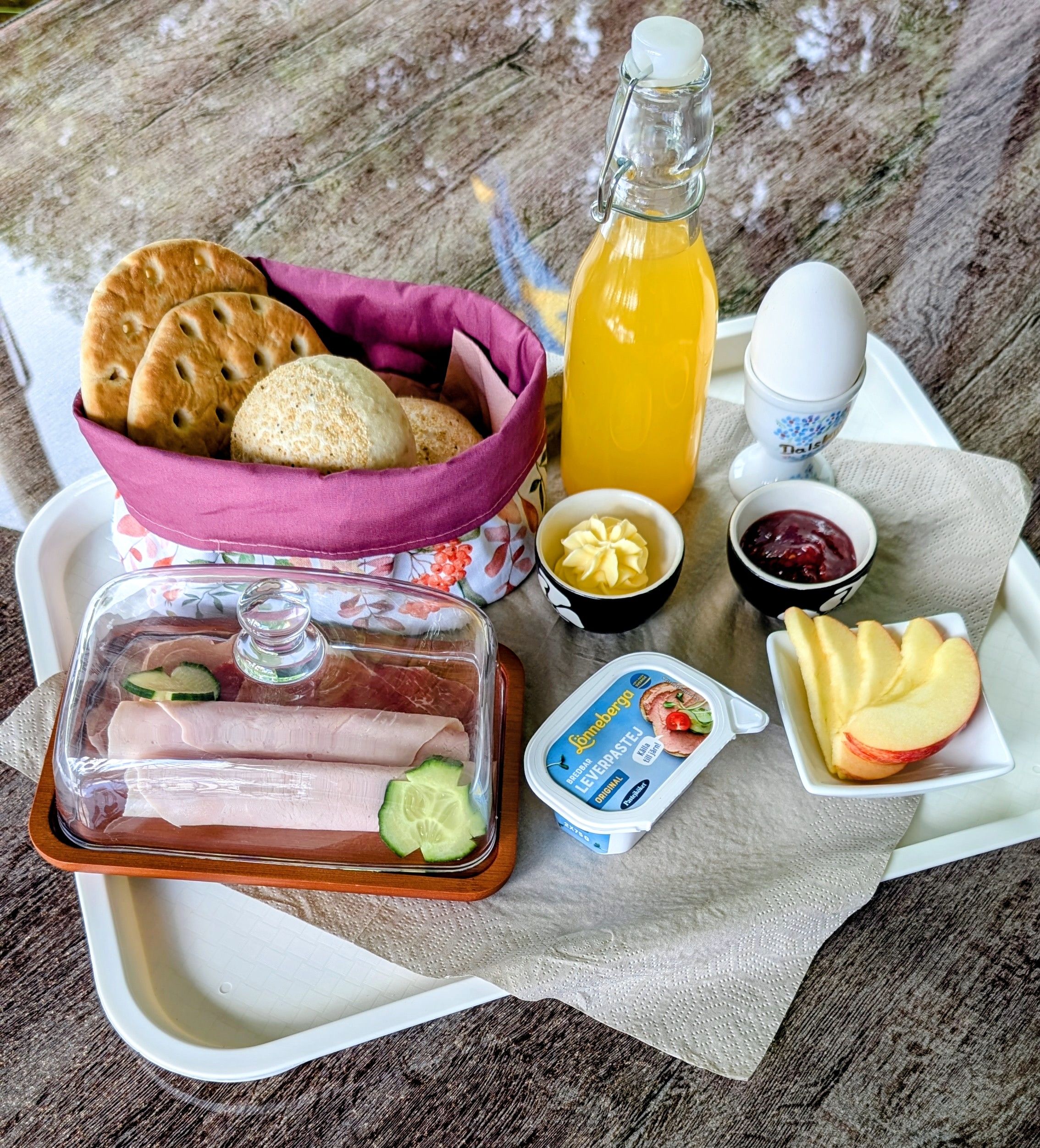 Breakfast cold cuts platter